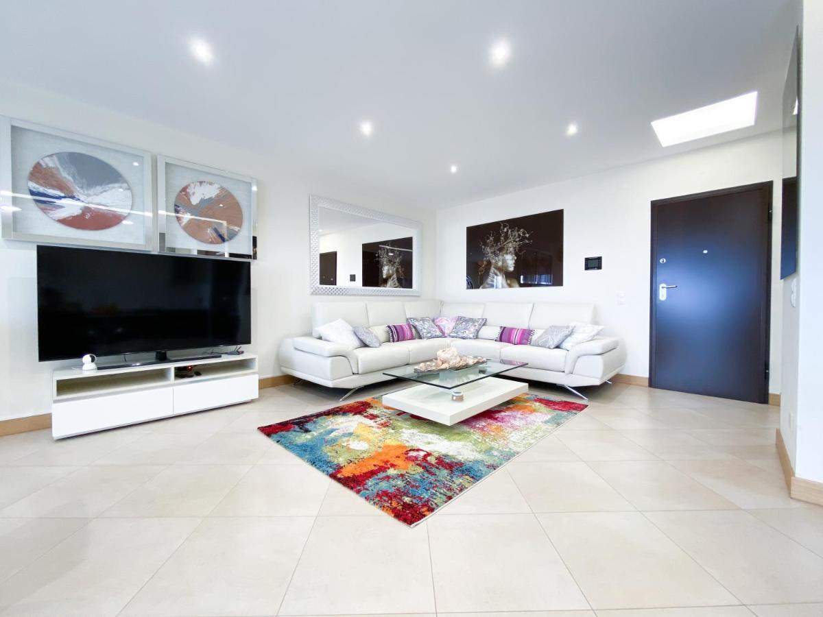 Luxury Condominium Apartment With Swimming Pool #1903 لاغوس المظهر الخارجي الصورة