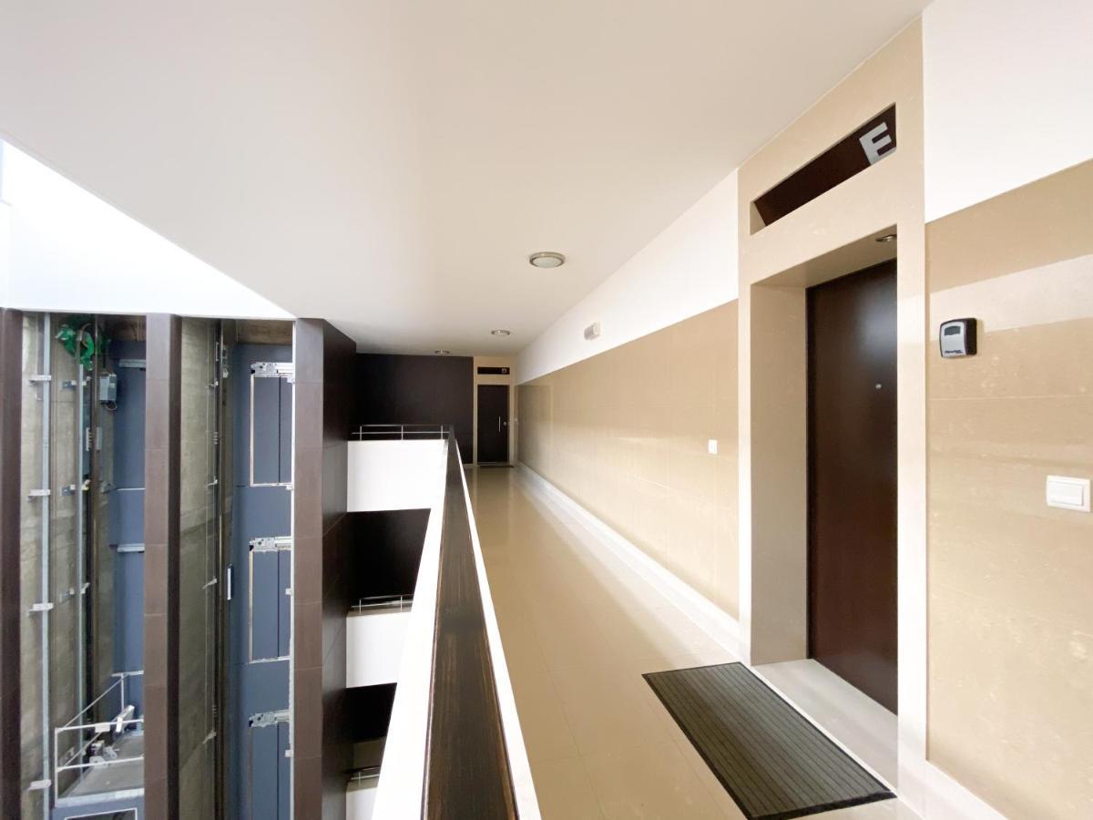 Luxury Condominium Apartment With Swimming Pool #1903 لاغوس المظهر الخارجي الصورة