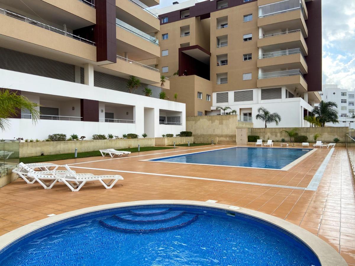Luxury Condominium Apartment With Swimming Pool #1903 لاغوس المظهر الخارجي الصورة