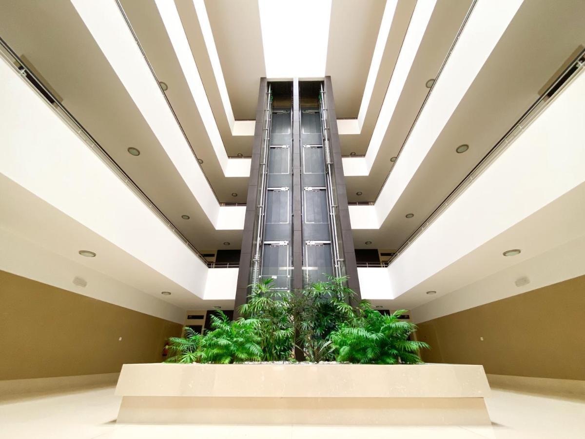 Luxury Condominium Apartment With Swimming Pool #1903 لاغوس المظهر الخارجي الصورة